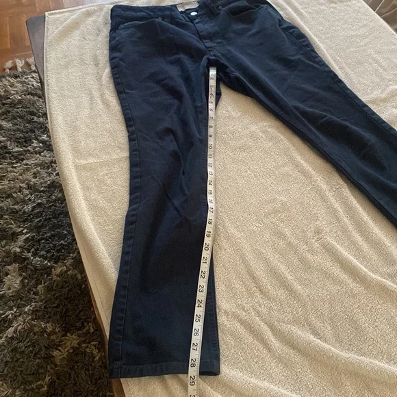 Everlane great Elastane/cotton blend bluish pants. So comfy and flattering. - Picture 9 of 15